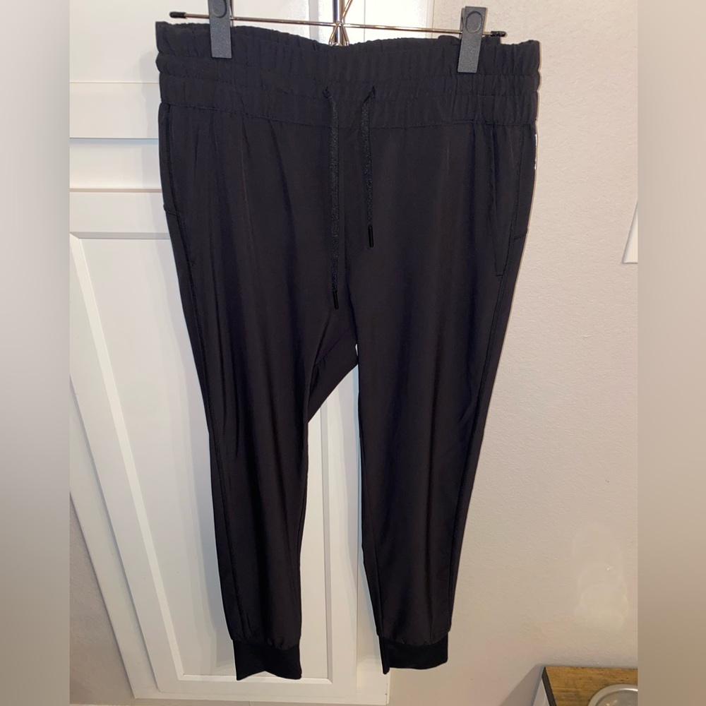 ZELLA joggers - Size Small
